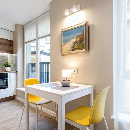 Vingriu Street By Reside Baltic *