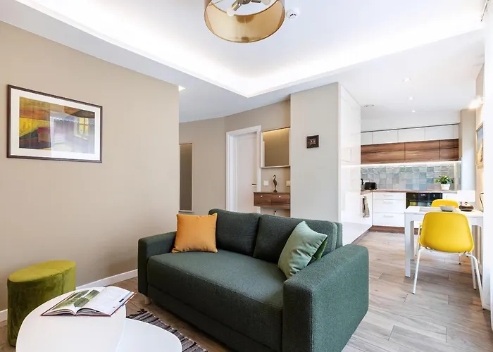 Vingriu Street By Reside Baltic *